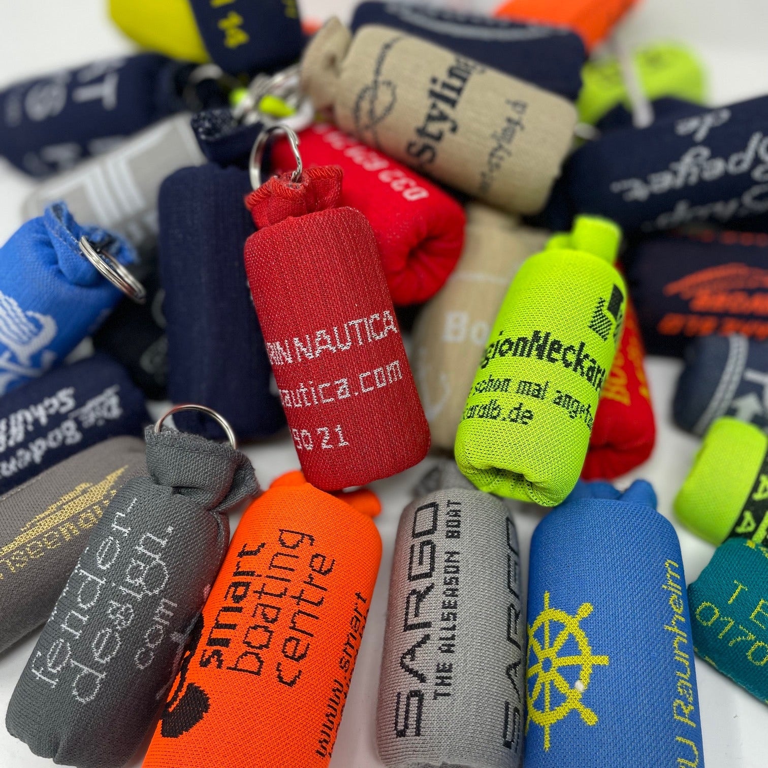 Schwimmende Schlüsselanhänger